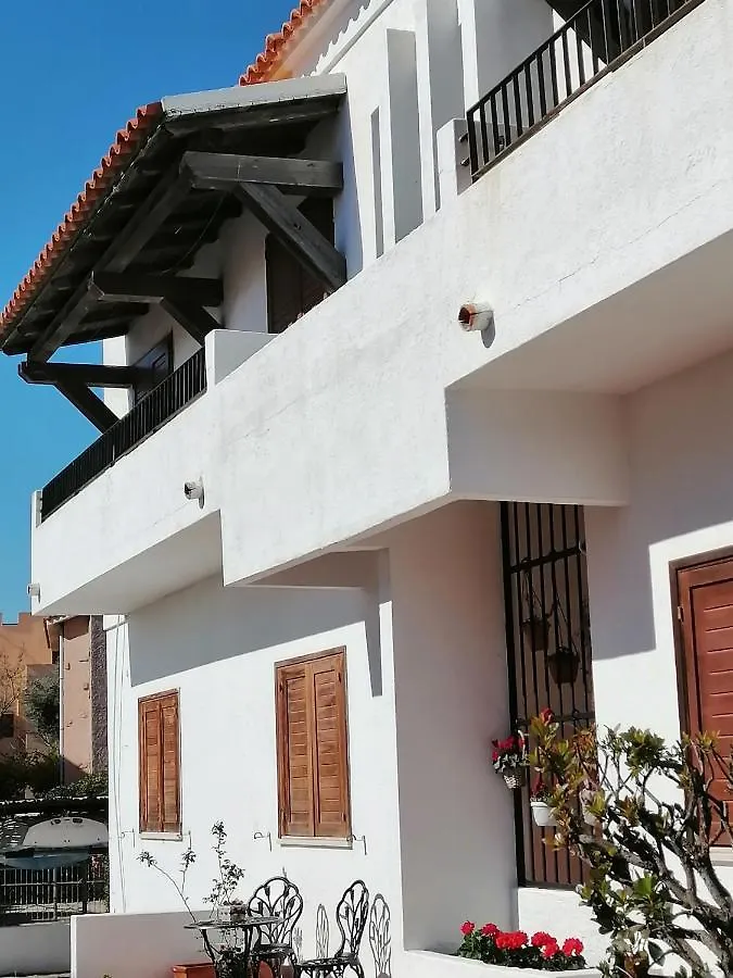 Aria Di Vacanza - Molara Loiri Porto San Paolo Apartment